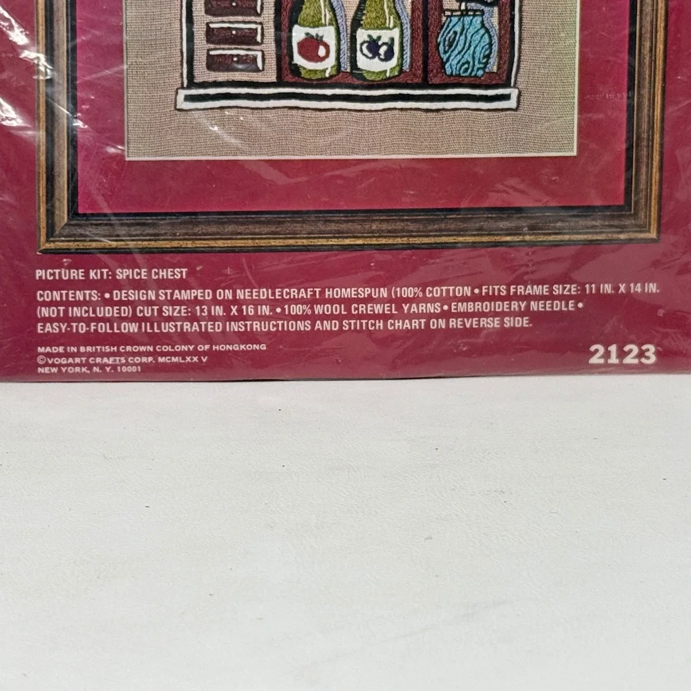 Crewel Embroidery 1975 Spice Chest 2123 Kit 13x16 Colonial‎ Country Farmhouse